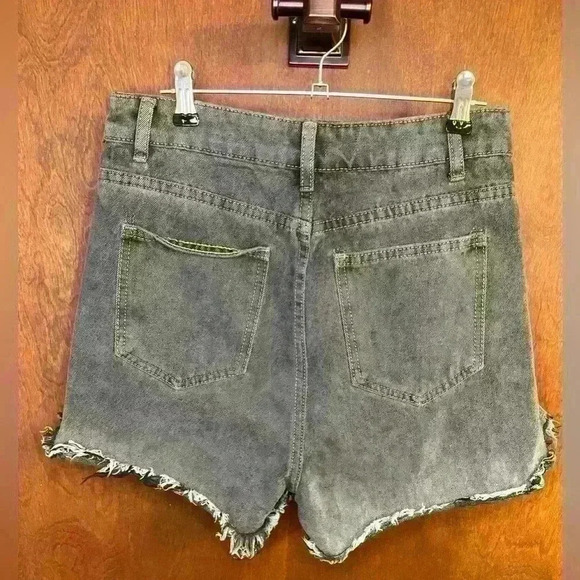 SHEIN women’s juniors Black Denim Jean Shorts High rise distressed - Picture 2 of 3